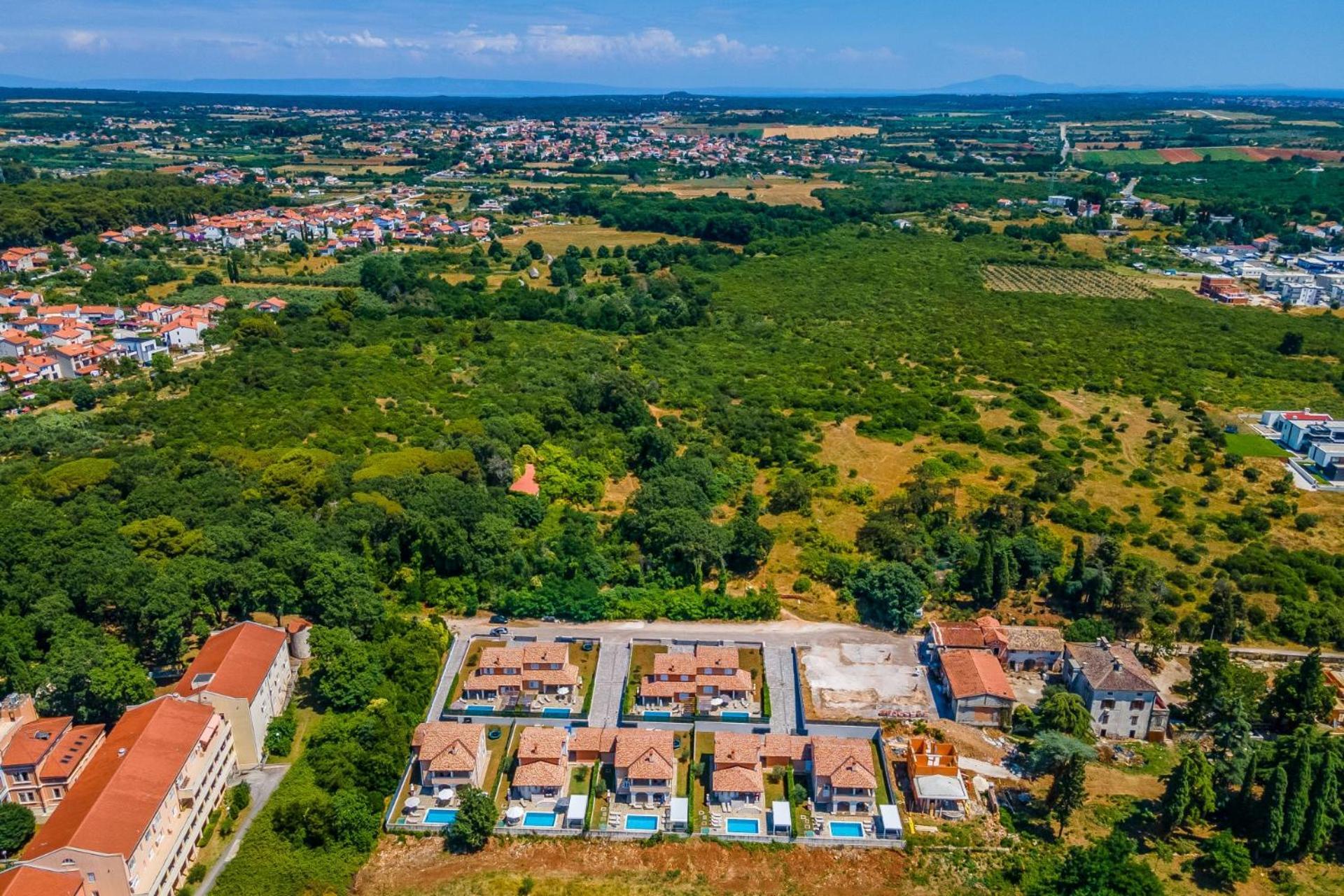 Villas Lotus With Pool And Jacuzzi Pula Luaran gambar