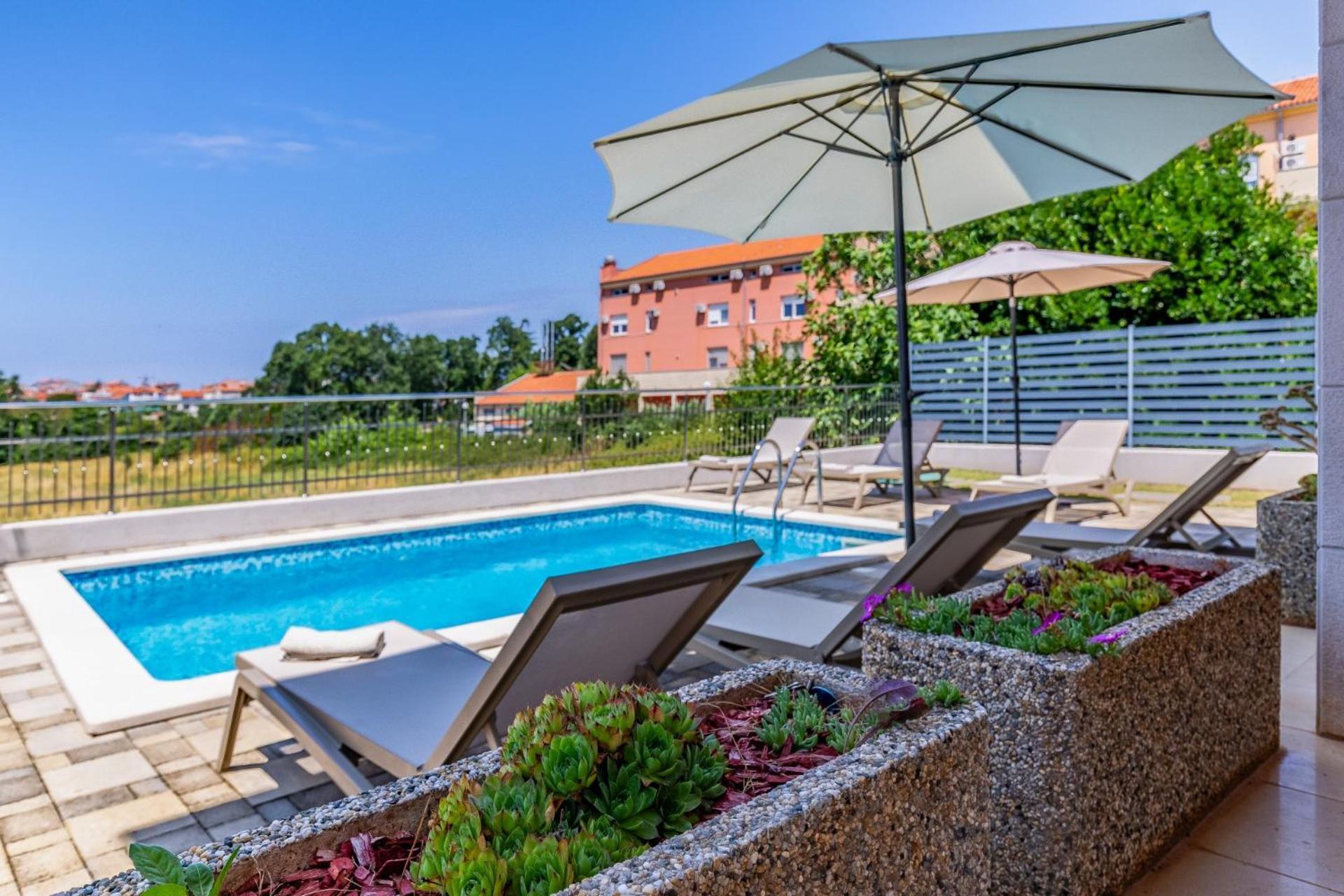 Villas Lotus With Pool And Jacuzzi Pula Luaran gambar