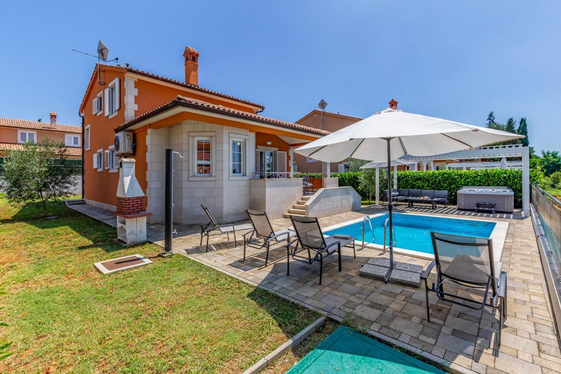 Villas Lotus With Pool And Jacuzzi Pula Luaran gambar